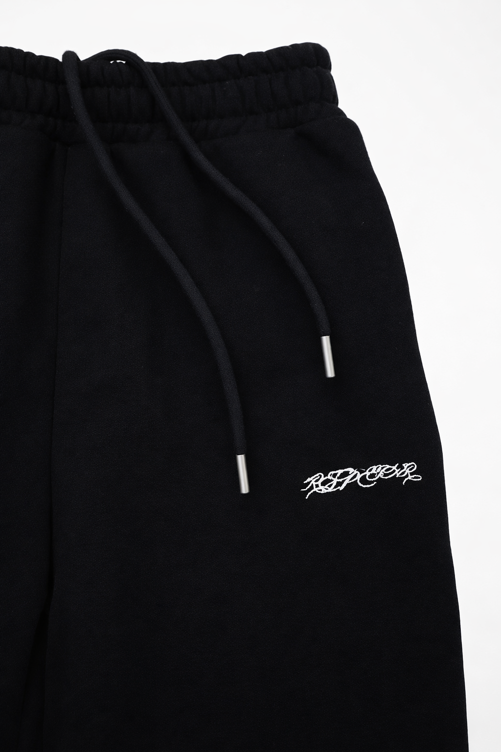 EARNED NOT G I V E N  NO.1 - TRACKSUIT Black