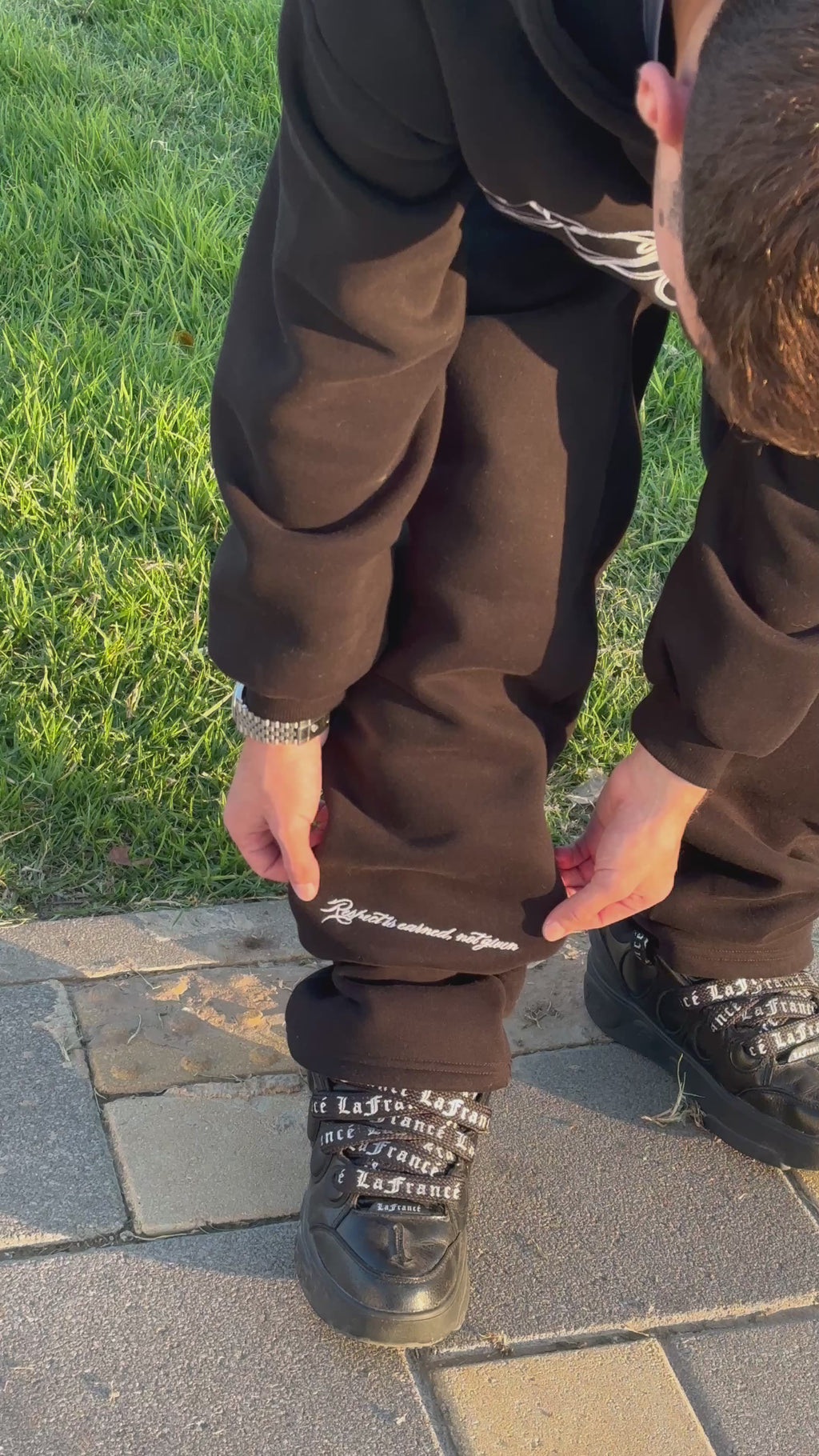 EARNED NOT G I V E N  NO.1 - TRACKSUIT Black